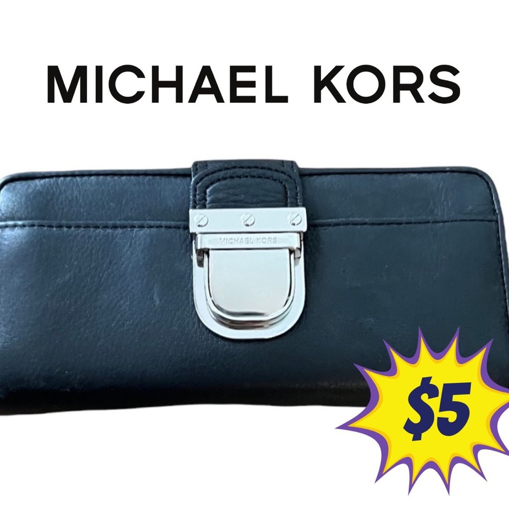 🚨 Michael Kors Womens Black Wallet with Silver Buckle EUC